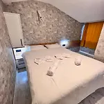 Berkmuller Host * 伊斯坦布尔