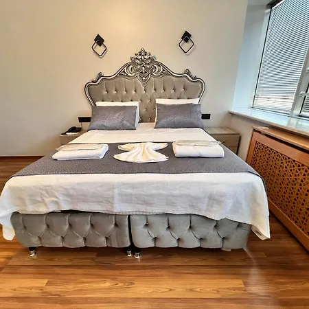 Berkmuller Host Apartman *