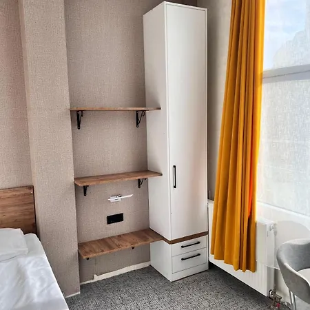 Berkmuller Host Apartment *